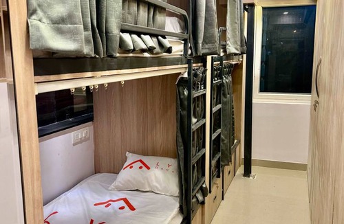 Gurugram Hostel | Hostel ∙ 8 guests