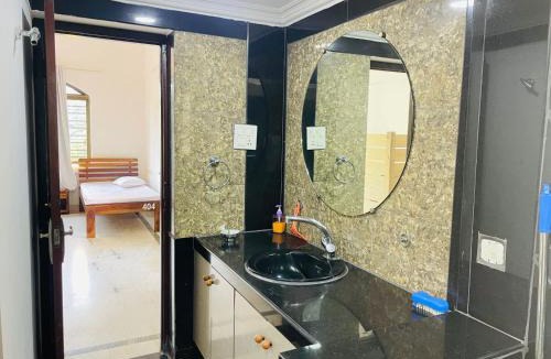 Yerawada Hostel | Hostel Lifespace- Tailor made for working professionals- Luxurious Twin Bungalow with CoWork- only 3 and 4 share Rooms