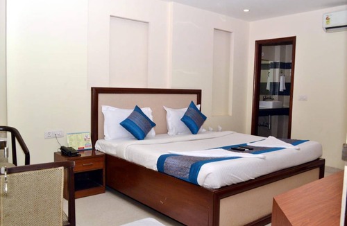 Mahipalpur Hotel | Hotel ∙ 2 guests
