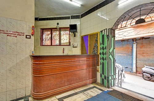Triplicane Hotel | Hotel ∙ 2 guests