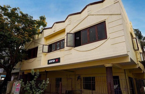 Perungudi Hotel | Hotel ∙ 2 guests