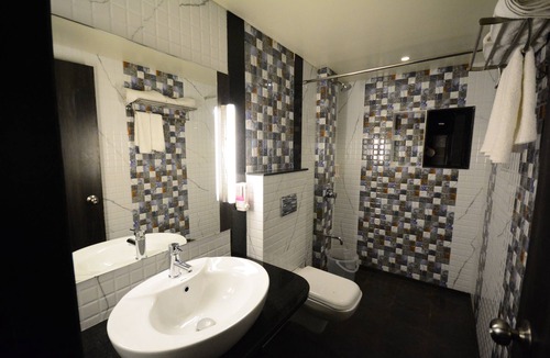 Nashik Hotel | Hotel 24 Seven