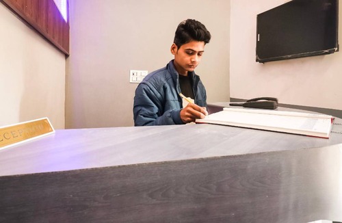 Rohtak Hotel | Hotel ∙ 3 guests