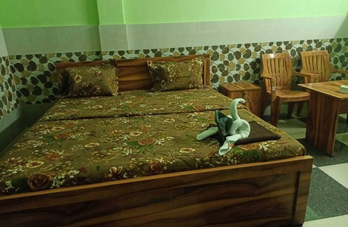 Balasore Hotel | Hotel ∙ 3 guests