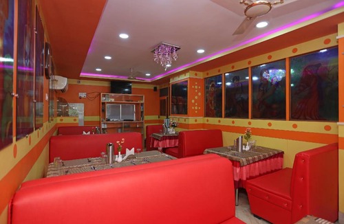 Asansol Hotel | Hotel ∙ 3 guests