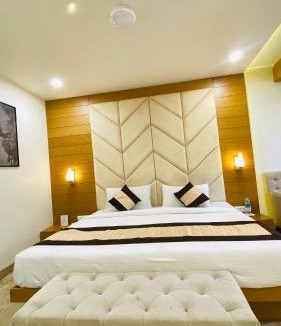 Bhopal Hotel | Hotel Aditya Residency