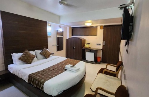 Pandharpur Hotel | Hotel Aishwarya