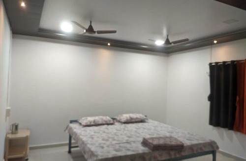 Ganpatipule Hotel | Hotel Anand Niwas Ganpatipule