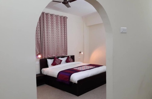 Bhowali Hotel | Hotel Avlokan - Near Kainchi Dham Mandir