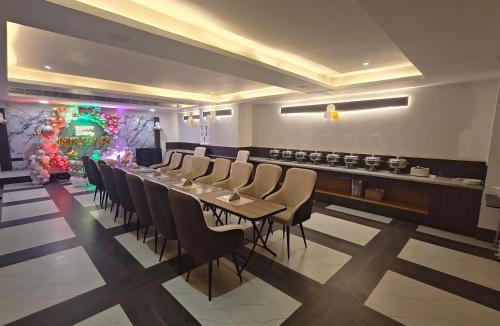 Mathura Hotel | Hotel Basant Sarovar