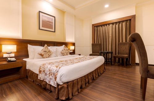 Haldwani Hotel | Hotel Blue Saphire Countryside