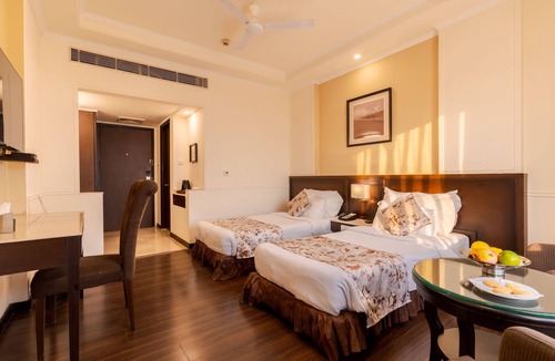 Haldwani Hotel | Hotel Blue Saphire Countryside