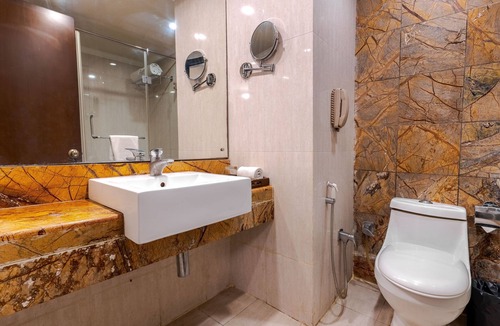 Haldwani Hotel | Hotel Blue Saphire Countryside