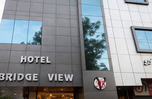 Kanpur Hotel | Hotel Bridge View