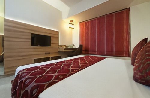 Dhobitalao Hotel | Hotel Crawford Inn