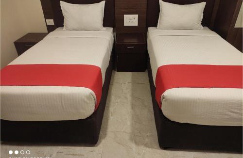 Aminjikarai Hotel | Hotel cute orange