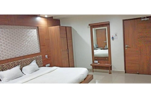 Deoghar House | Hotel Deoghar Palace, Deoghar