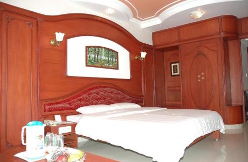 Thanjavur Hotel | Hotel Gnanam