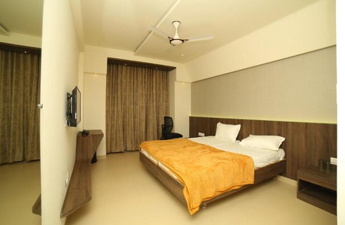 Igatpuri Hotel | Hotel Grand Parivaar