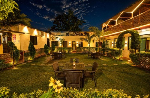 Mount Abu Hotel | Hotel Happy Forest -Boutique Garden Retreat in Mount Abu