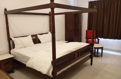Udaipur Hotel | Hotel Har Niwas udaipur city of lakes