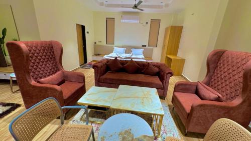 Gajwel Hotel | Hotel Hill7 Inn