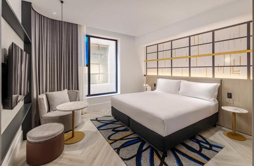 Melbourne Central Business District Hotel | Hotel Indigo Melbourne Little Collins by IHG