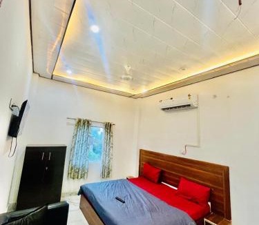 Sikandra Hotel | Hotel Jazz Suit Villa