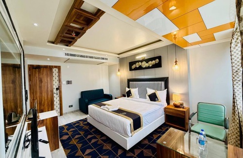 Danapur Hotel | Hotel KAMA