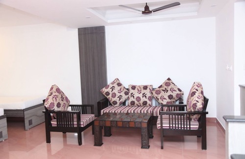 Salem Hotel | Hotel Karpagam International