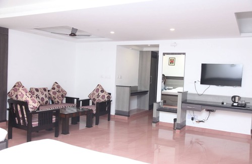 Salem Hotel | Hotel Karpagam International