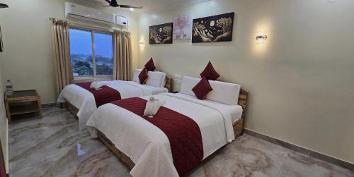 Srikalahasti Hotel | Hotel KCR Grand