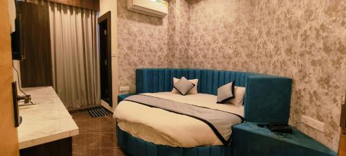 Vadodara Hotel | Hotel Krish villa