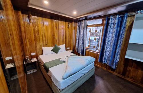 Darjeeling Hotel | Hotel Kundu By StayApart