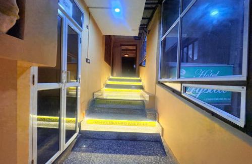 Darjeeling Hotel | Hotel Kundu By StayApart
