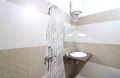 Rudraprayag Hotel | Hotel Mandakini