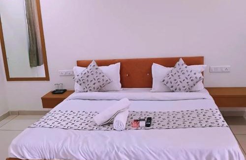 Ambav Hotel | Hotel Marigold Vasad
