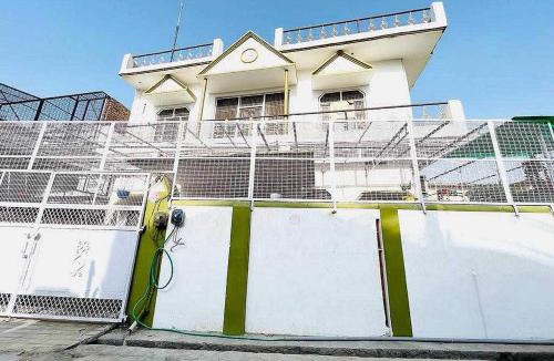 Faizabad Apartment | Hotel O JS Palace