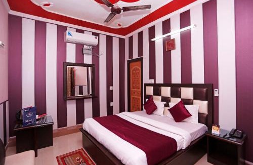 Jwalapur Hotel | Hotel O Mehfil Hotel