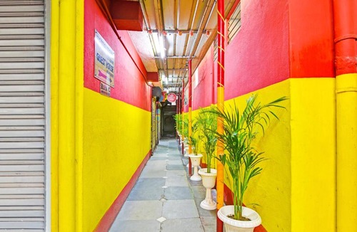 Rishra Hotel | Hotel O Rishra Railway Station Formerly Green Guest House