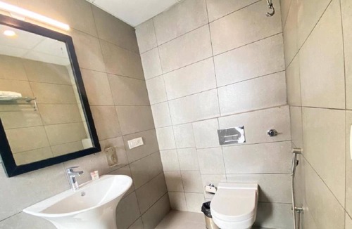 Janakpuri Hotel | Hotel Orchid Inn
