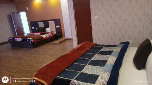 Kumarhatti Hotel | Hotel Pine View Villa