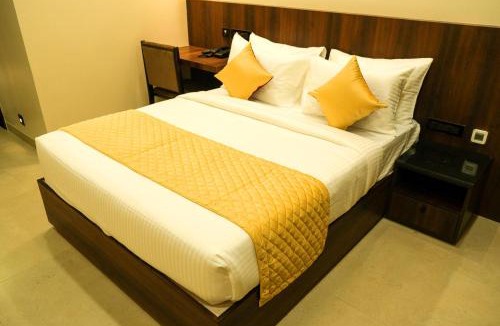 Thanjavur Hotel | Hotel PK Square Thanjavur