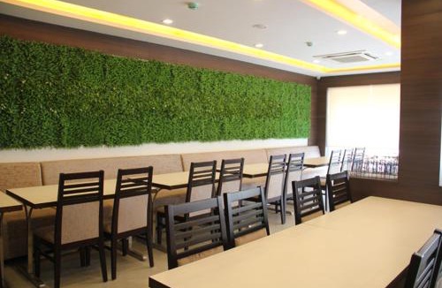Hatkalangda Hotel | Hotel Rajdoot Royale by Ambai