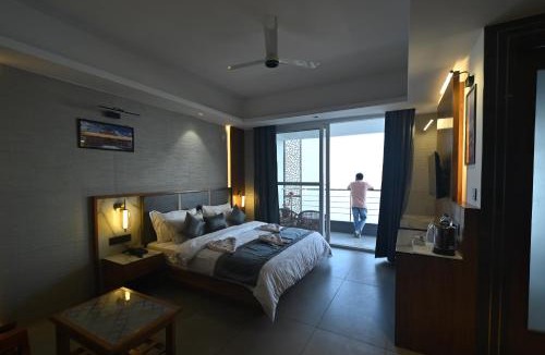 Lansdowne Hotel | Hotel Ravine Palace