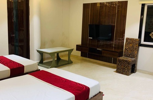 Agra Hotel | Hotel Relax