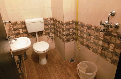 Varanasi Hotel | Hotel Royal Pavalion