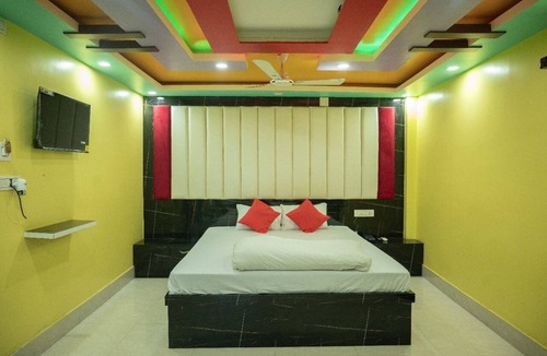 Jangipur Hotel | Hotel Sahana & Restaurant - WB
