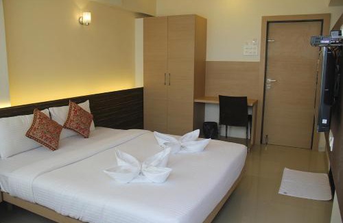 Solapur Hotel | Hotel SaiPrasad Executive Solapur