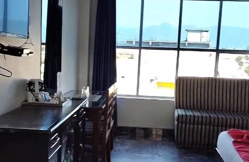 Lansdowne Hotel | Hotel Sheetal Tower
